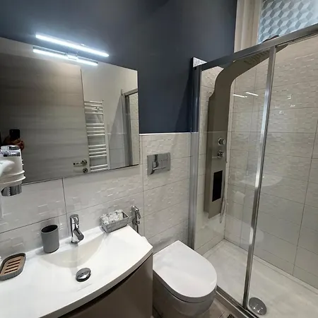 Bed and breakfast Gate Tower 3*